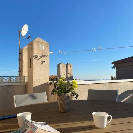 Apartment Roof Terrace With Pool, Bikes Included