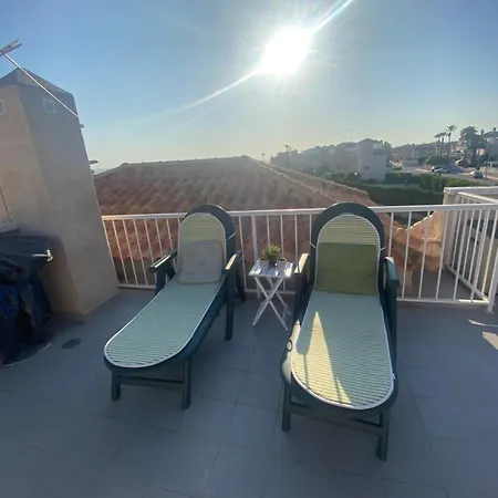 Roof Terrace With Pool, Bikes Included 아파트 또레비에하