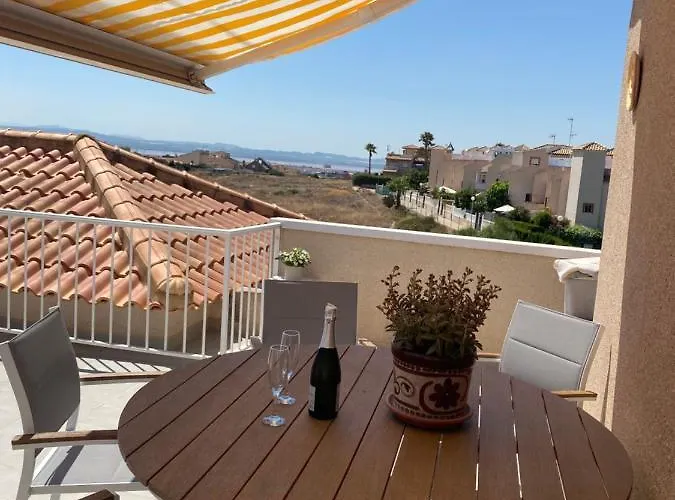 Roof Terrace With Pool, Bikes Included Διαμέρισμα Τορεβιέχα