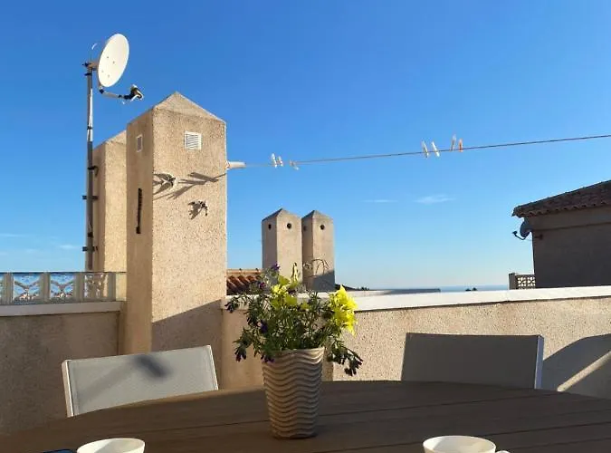Apartment Roof Terrace With Pool, Bikes Included
